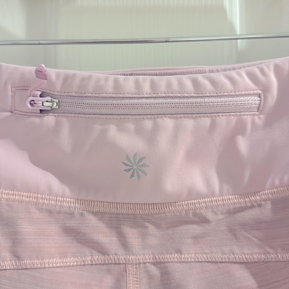 Athleta "Run with It" Textured 3.5" Pink Shorts - Picture 5 of 8